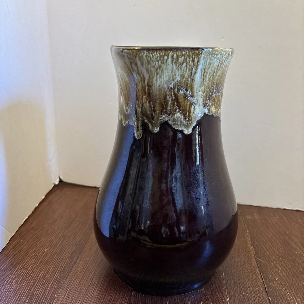 Vintage‎ Roseville OH. RRP CO. Pottery Brown Drip Pitcher Large 10.5